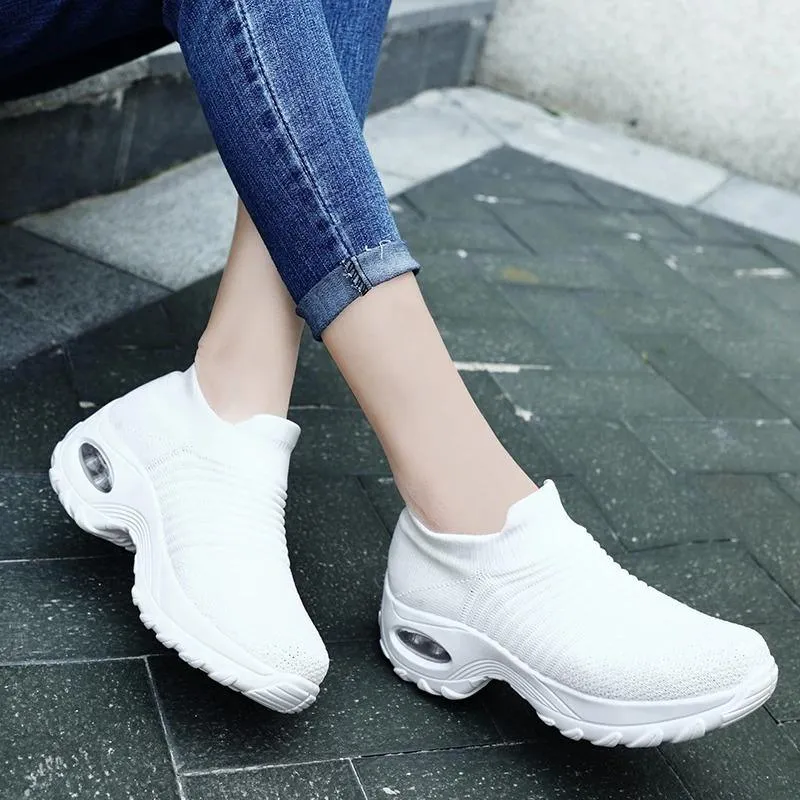 Comfortable Mesh Outdoor Orthopedic Shoes