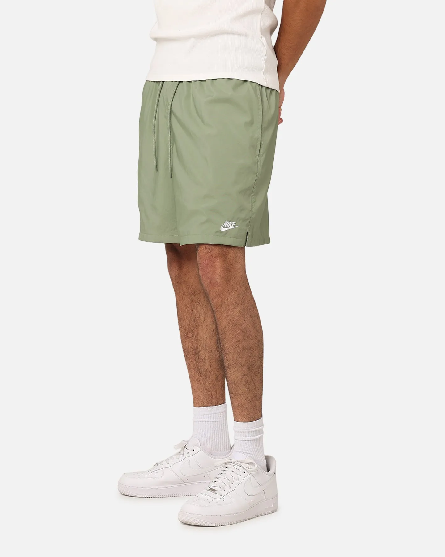 Nike Club Flow Shorts Oil Green/White