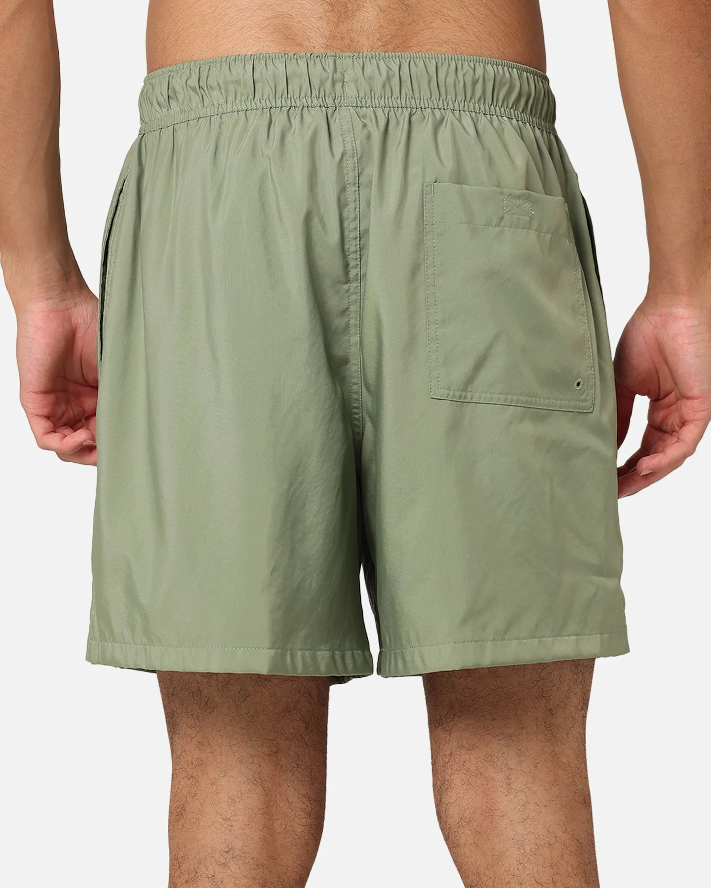 Nike Club Flow Shorts Oil Green/White